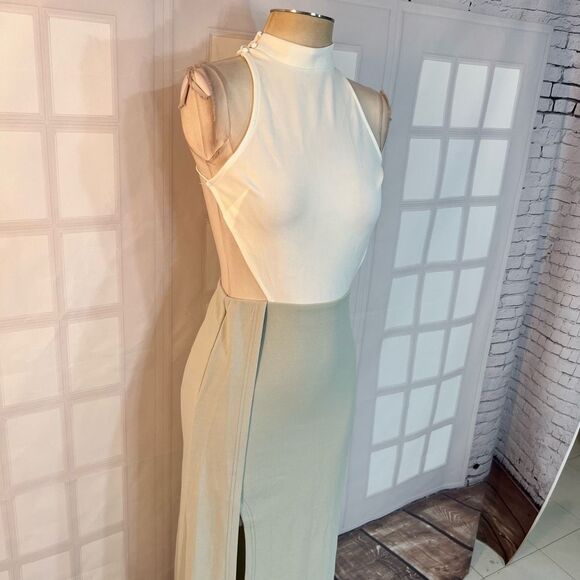 Blithe NWT White Green Open Back Sleeveless Cutout Halter Maxi Dress Small - Picture 3 of 12